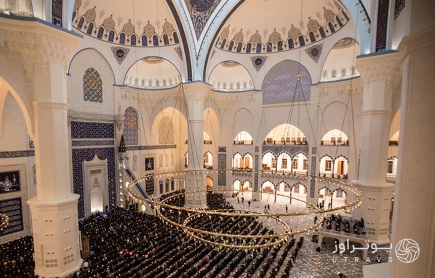 معماری مسجد چاملیجا در بام استانبول